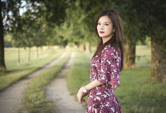 赵薇怎么了被骂(网上说赵薇怎么了)