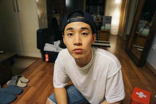 刘宪华小提琴水平是几级？刘宪华roomm(如何评价刘宪华的小提琴演奏水平)