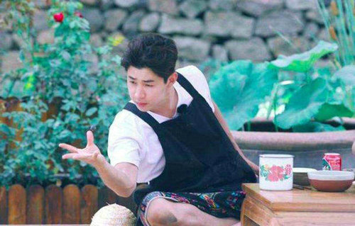 刘宪华小提琴水平是几级？刘宪华roomm(如何评价刘宪华的小提琴演奏水平)