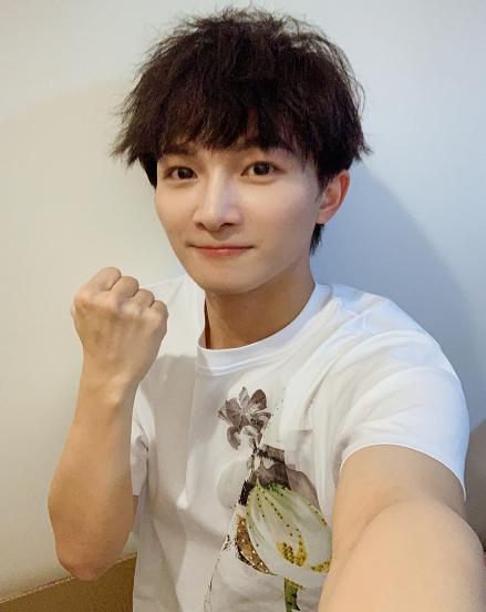 周深是男的还是女的?周深为什么是女声 周深是男的还是女的?周深为什么是女声