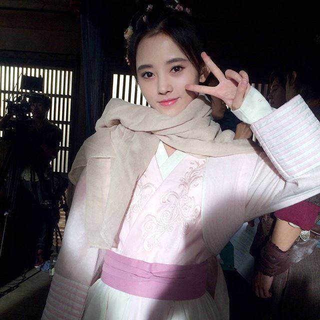 鞠婧祎为什么叫奇酷崽？鞠婧祎在snh48(鞠婧祎是爱奇艺的人吗)