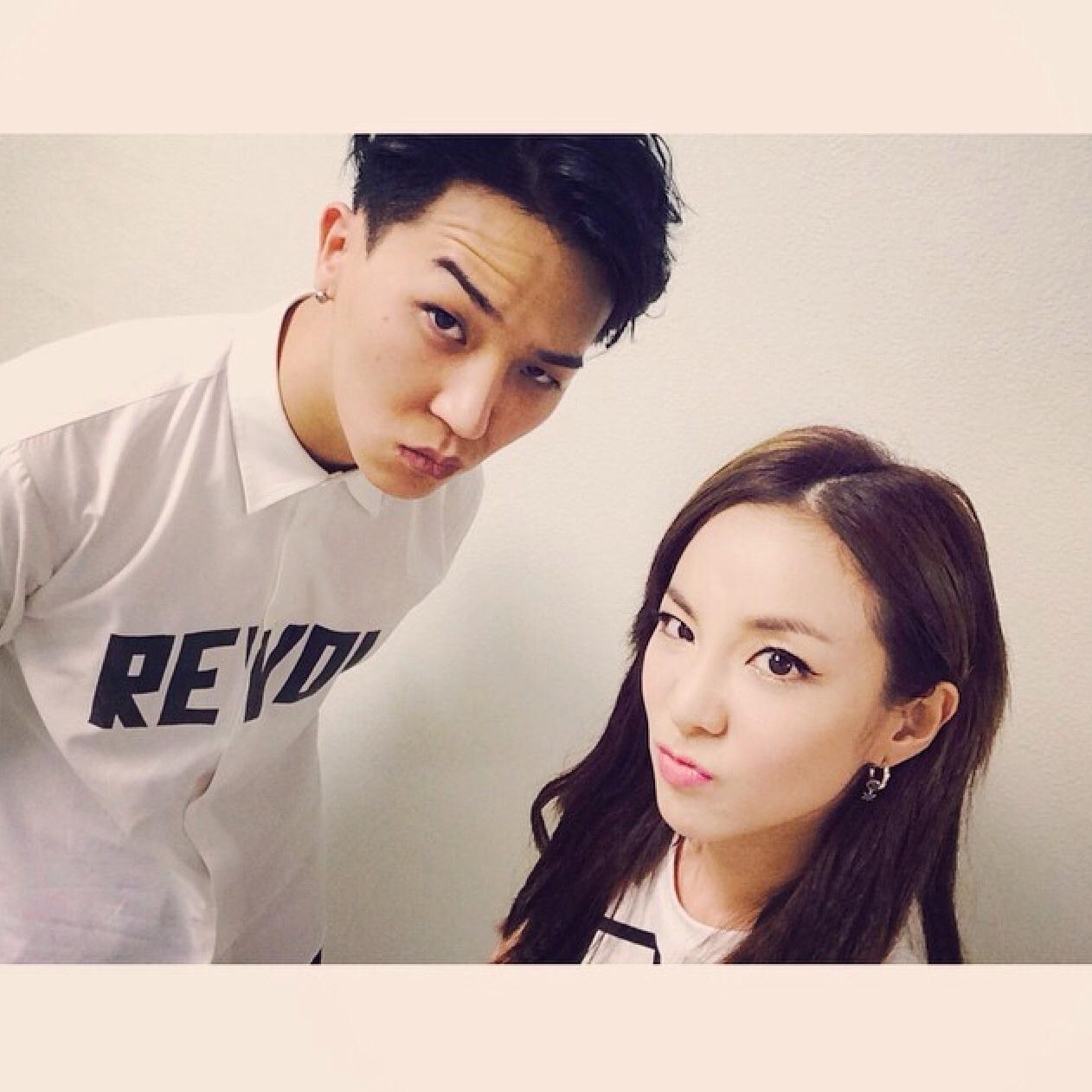 宋闵浩女朋友许灿美资料照片(宋闵浩最新图片)