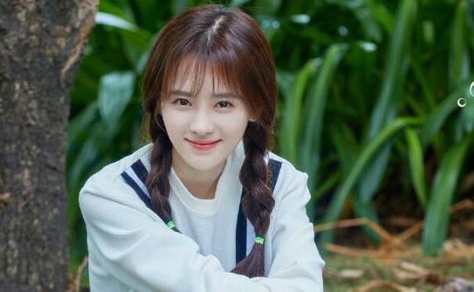 郑湫泓是不是做过牙齿整容(郑湫泓为什么这么漂亮) 郑湫泓是不是做过牙齿整容(郑湫泓为什么这么漂亮)