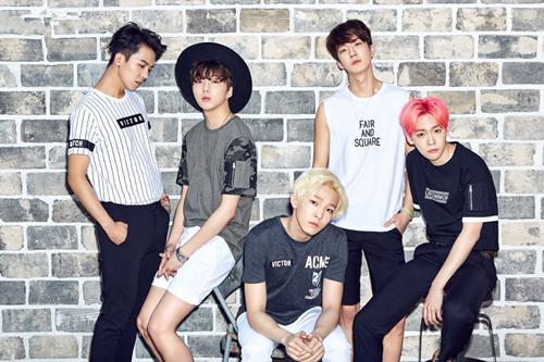 宋闵浩女朋友许灿美资料照片(宋闵浩最新图片)