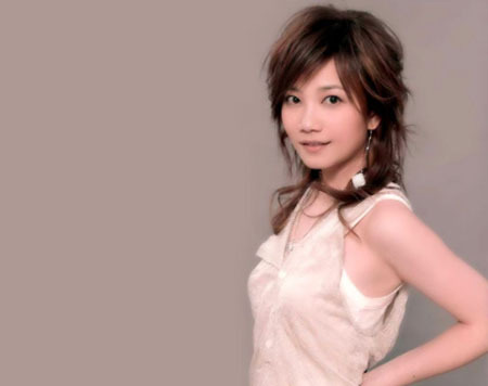 仓木麻衣为什么被誉为宇多田光第二