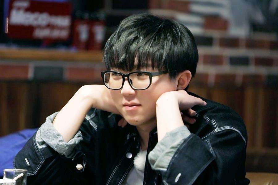 毛不易谈减肥成功身高更亮眼(毛不易身高对比) 毛不易谈减肥成功身高更亮眼(毛不易身高对比)