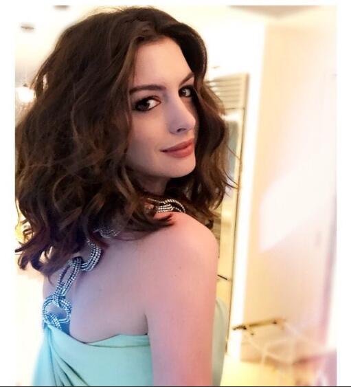 安妮海瑟薇是什么血统为什么英式口音