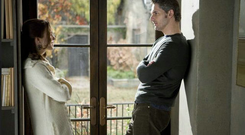 穿越时空是不是件好事？让《时间旅行者的妻(时空旅行家的妻子)