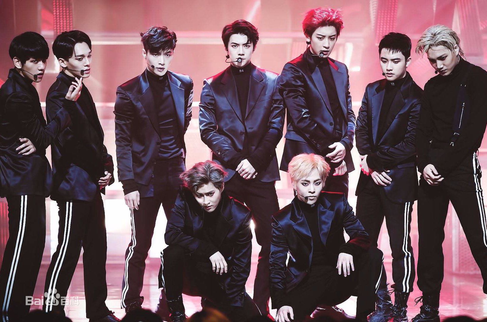 exo成员中谁素颜照最帅？exo为什么说(exo成员颜值)