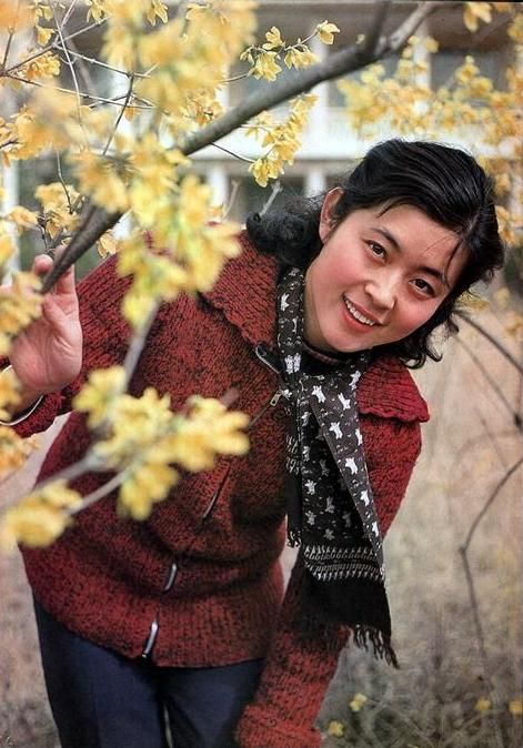 倪萍现任丈夫杨亚洲照片图(倪萍的丈夫杨亚洲的照片)