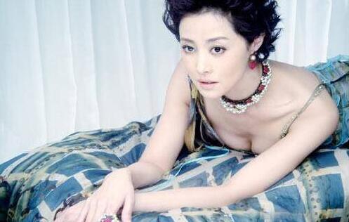 张若昀秒删微博发文怒骂你不配(张若昀微博长文)