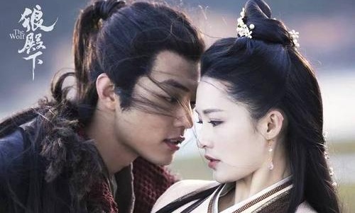 李沁为什么和杨洋分手？李沁被骗了多少钱片