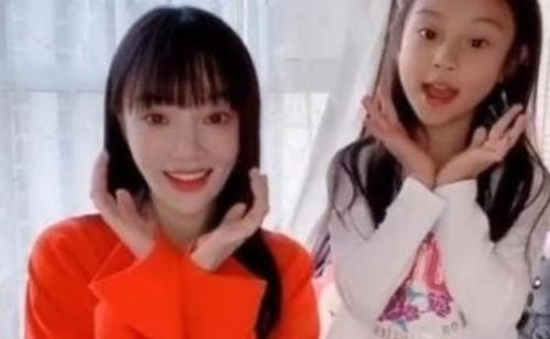 李小璐小号曝光直播给女儿化妆(李小璐素颜直播)