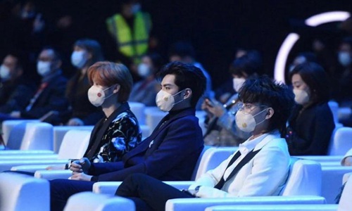 鹿晗吴亦凡出新歌黄子韬微博卖力宣传(鹿晗吴亦凡新歌发布) 鹿晗吴亦凡出新歌黄子韬微博卖力宣传(鹿晗吴亦凡新歌发布)