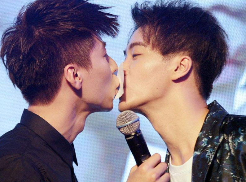 孟瑞为什么叫少爷？孟瑞和赵丽颖是亲戚吗