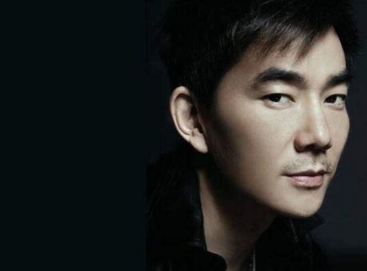 张艺谋为何不要8年女友巩俐(张艺谋爱过巩俐吗) 张艺谋为何不要8年女友巩俐(张艺谋爱过巩俐吗)