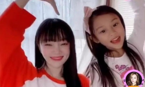 李小璐小号曝光直播给女儿化妆(李小璐素颜直播)