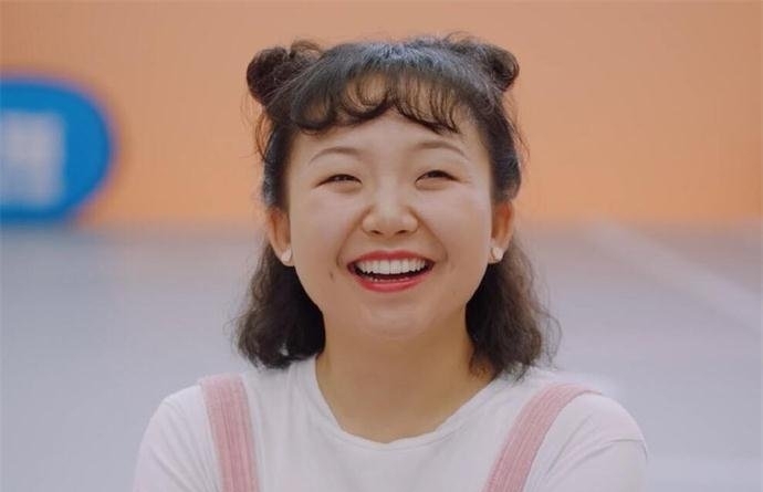 辣目洋子是谁怎么火的(辣目洋子是谁捧红的)