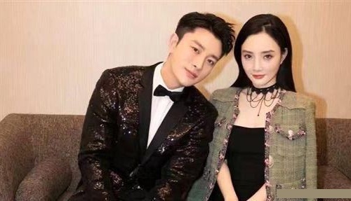 李小璐小号曝光直播给女儿化妆(李小璐素颜直播)