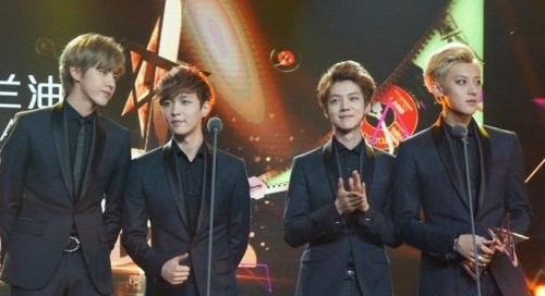 鹿晗吴亦凡出新歌黄子韬微博卖力宣传(鹿晗吴亦凡新歌发布) 鹿晗吴亦凡出新歌黄子韬微博卖力宣传(鹿晗吴亦凡新歌发布)