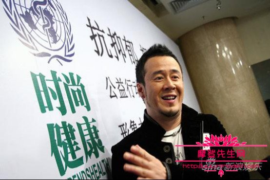 杨坤是同性恋吗(杨坤的对象)