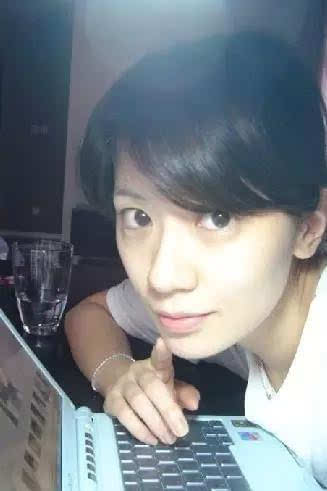 hebe化妆前后判若两人对比图(hebe近照)