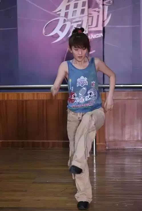 hebe化妆前后判若两人对比图(hebe近照)