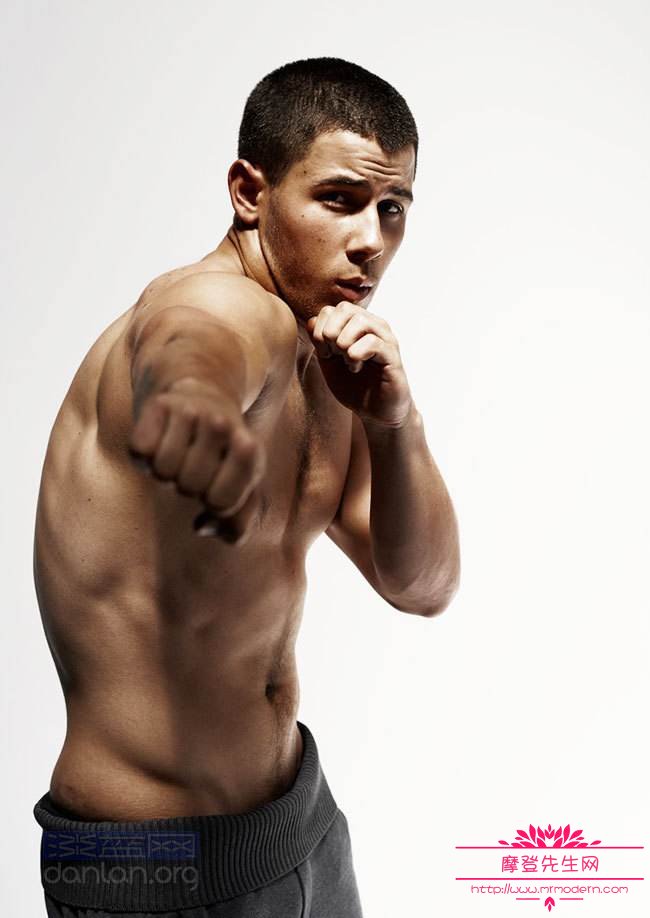 乔纳斯肌肉照片(乔纳斯·布洛凯肌肉) 乔纳斯肌肉照片(乔纳斯·布洛凯肌肉)