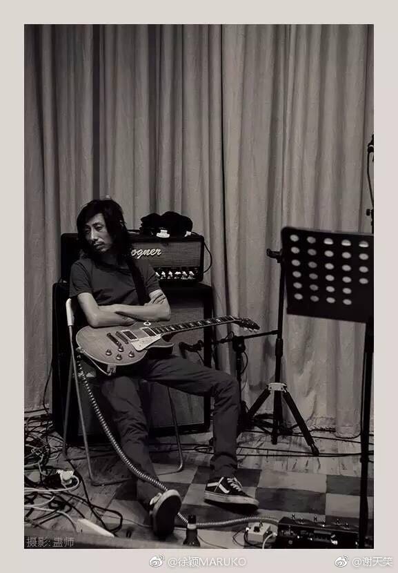 谢天笑剔剔牙事件回顾 谢天笑为什么不红