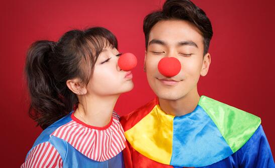 陈紫函老公戴向宇10年婚史真的吗(陈紫函老公戴向宇个人资料介绍)