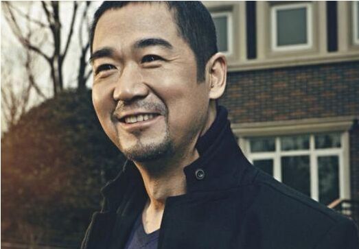 张国立剧组拍戏“封路”(张国立拍戏封路引不满)