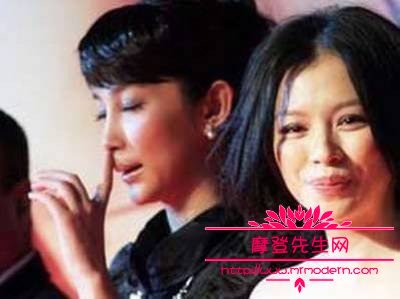 每个人是不是都挖过鼻屎？盘点各大明星挖鼻(每个人都会挖鼻子吗)