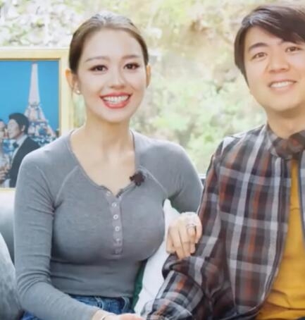 郎朗吉娜四手联弹惊艳全场(郎朗弹过的四手联弹)