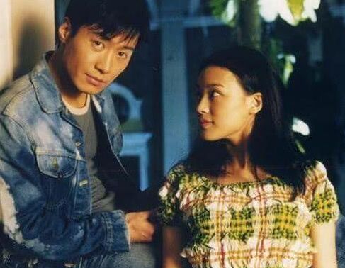 每个人是不是都挖过鼻屎？盘点各大明星挖鼻(每个人都会挖鼻子吗)