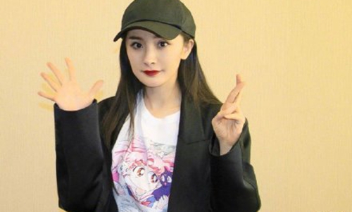 杨幂被嘲出道多年未入围白玉兰(杨幂提名过白玉兰最佳女主角么)