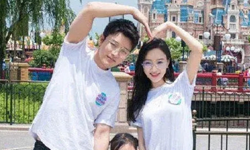 李小璐痛哭表白对不起我爱你(李小璐泪流满面发文“我爱你” 网友:向贾乃亮道歉?)