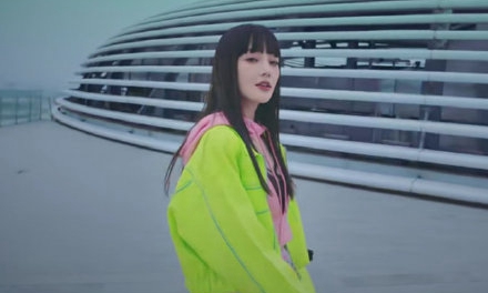 李小璐痛哭表白对不起我爱你(李小璐泪流满面发文“我爱你” 网友:向贾乃亮道歉?)