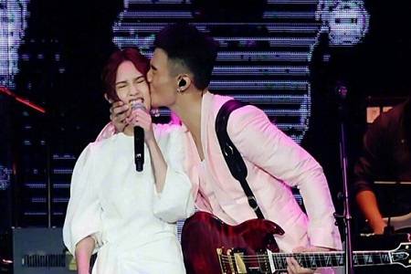 心机男孩李荣浩趁生日求婚杨丞琳(李荣浩求婚杨丞琳过程)