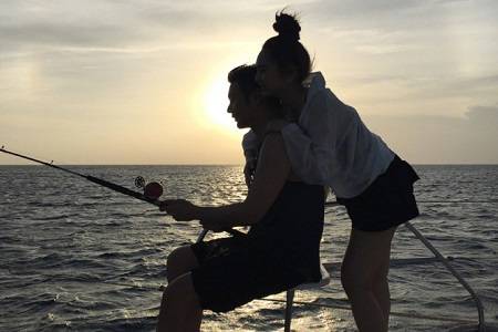 心机男孩李荣浩趁生日求婚杨丞琳(李荣浩求婚杨丞琳过程)