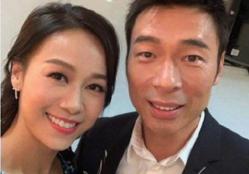 许志安演唱会遭嘘粉丝当场起哄(许志安借你耳朵听演唱会) 许志安演唱会遭嘘粉丝当场起哄(许志安借你耳朵听演唱会)