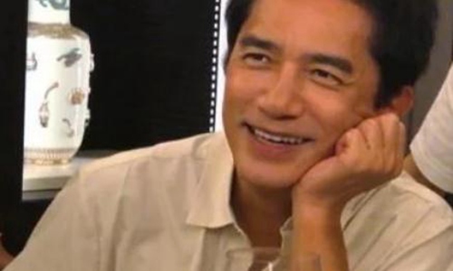 59岁赵雅芝和54岁倪萍对比图(60岁的赵雅芝对比照) 59岁赵雅芝和54岁倪萍对比图(60岁的赵雅芝对比照)