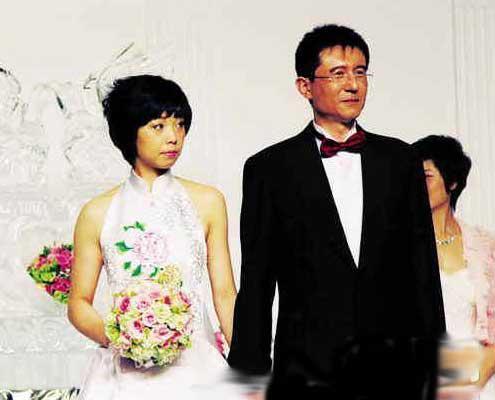 福原爱被张怡宁打哭视频(福原爱被张怡宁吊打视频)