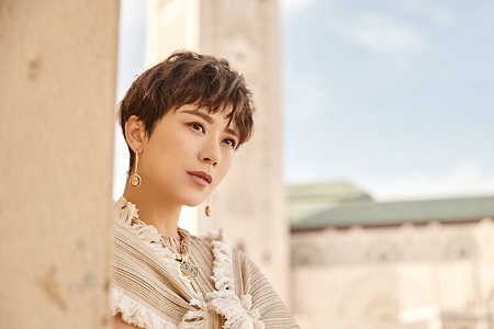 范冰冰前经纪人冯杏曝海清带编剧进组