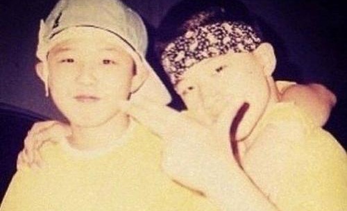 太阳为权志龙庆生晒童年合照引热议(权志龙过生日的照片)