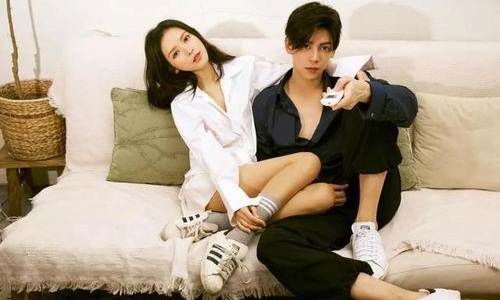 网曝张雨绮接替谢娜主持快本，丁程鑫也一同(快本丁程鑫模仿谢娜哪一期)