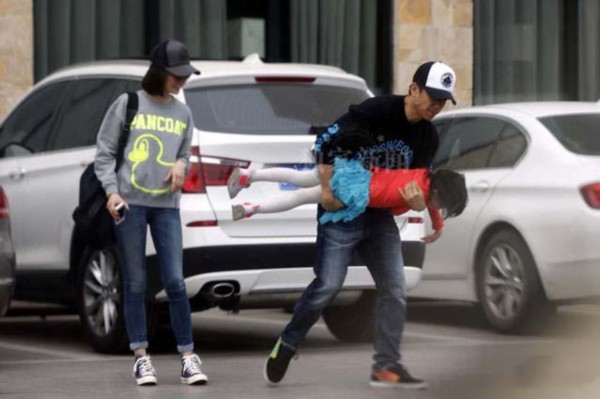  袁泉和夏雨离婚了吗？夏雨为什么叫三料影