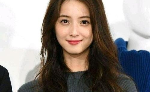 渡部建家暴佐佐木希又出轨多女遭曝光