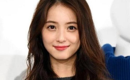 渡部建家暴佐佐木希又出轨多女遭曝光