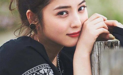 渡部建家暴佐佐木希又出轨多女遭曝光