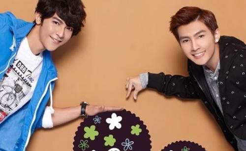 TFBOYS解散是真的还是谣言(网传TFBOYS解散?经纪公司辟谣:传闻与事实不符)